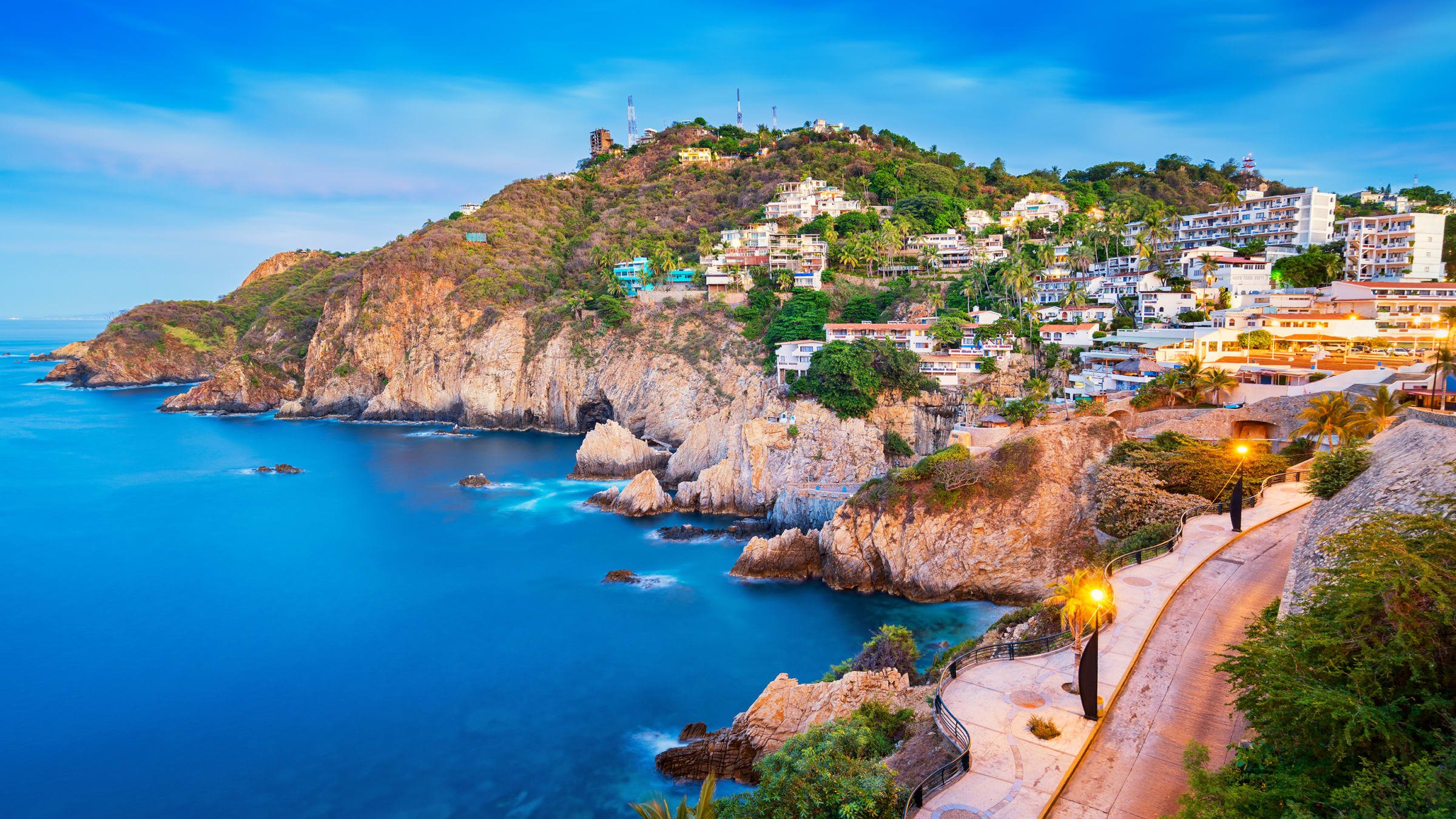 The perfect vacation in the exotic Acapulco