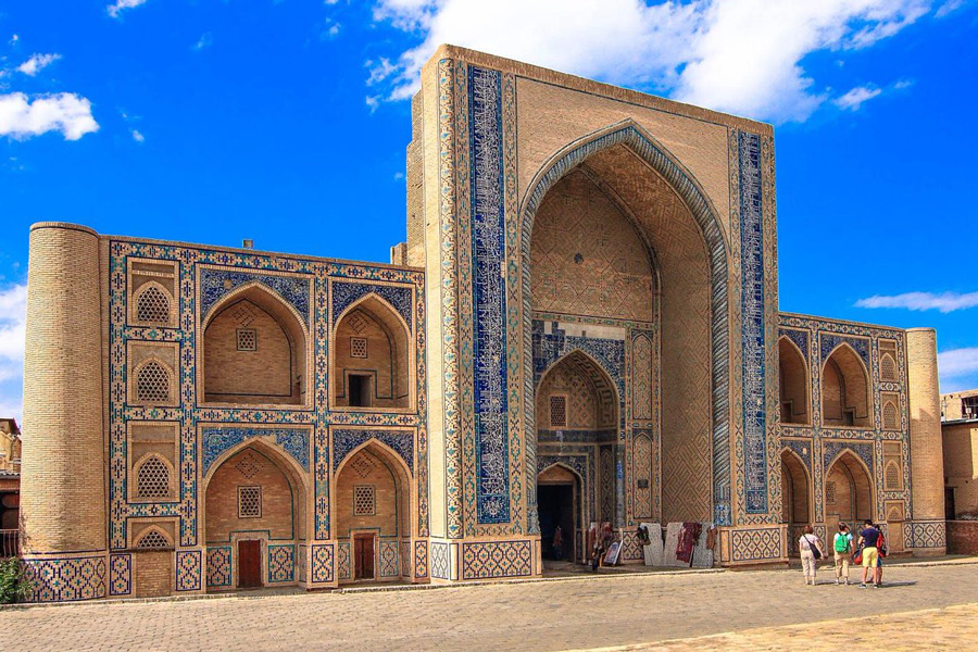 How to understand the overwhelming Samarkand