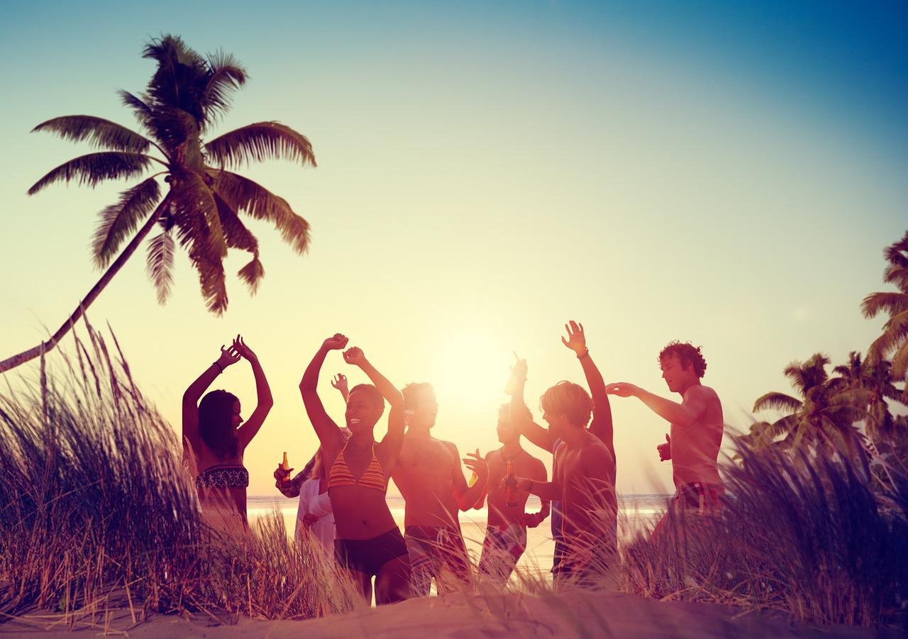 Top 12 Hottest Beach Parties